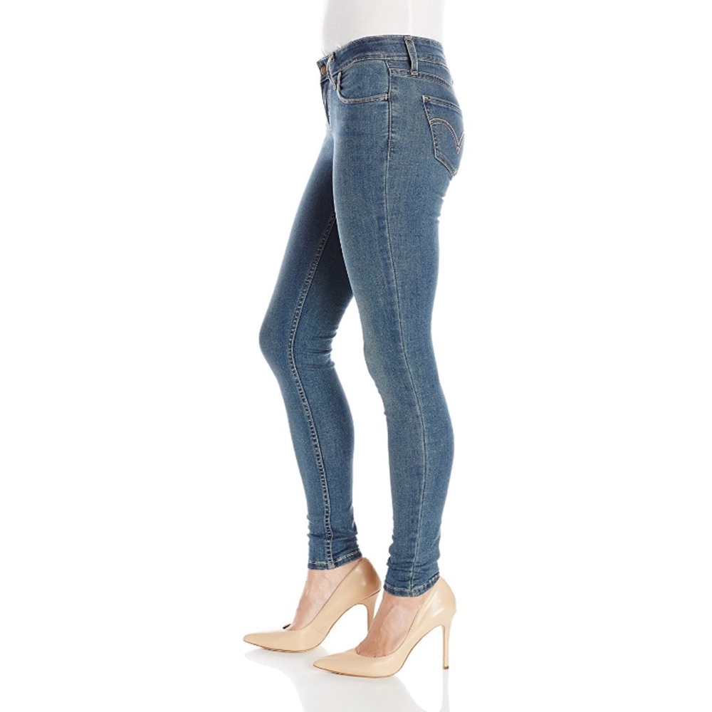 Levi's 535 Super Skinny Jeans in Mid Roast - Picture 2 of 5